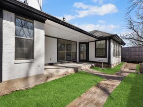 5202  Hollow Bend Lane , Garland Texas 75043