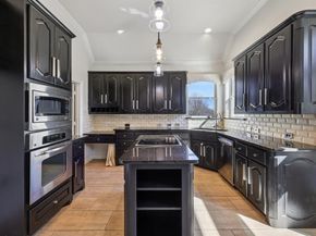 806  Parkwood Court , McKinney Texas 75072