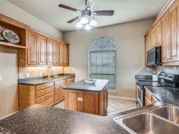 9213  Chisum Road , Dish Texas 76247