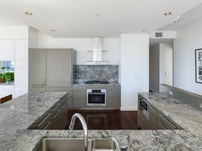 2900  Mckinnon Street  801, Dallas Texas 75201