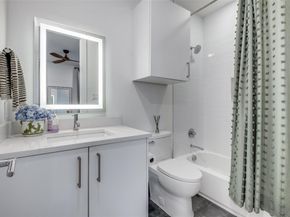 1914  Annex Avenue , Dallas Texas 75204