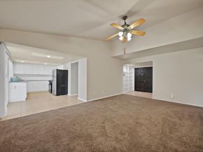 909  Ravencroft Drive , Garland Texas 75043