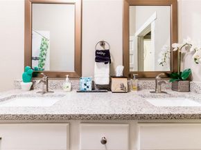 237 W Brooklyn Avenue , Dallas Texas 75208