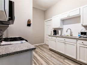 237 W Brooklyn Avenue , Dallas Texas 75208