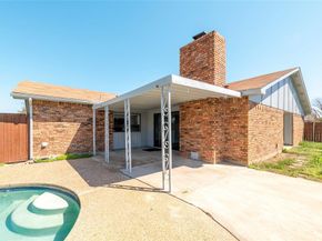 2119  Meadfoot Road , Carrollton Texas 75007