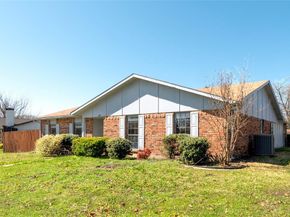 2119  Meadfoot Road , Carrollton Texas 75007