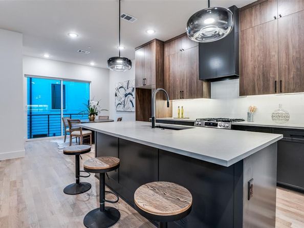 2906  Hawthorne Avenue  101, Dallas Texas 75219