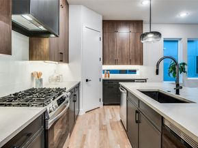 2906  Hawthorne Avenue  101, Dallas Texas 75219