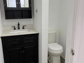 640  Harbor Drive , Azle Texas 76020