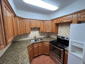 640  Harbor Drive , Azle Texas 76020