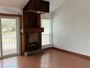 640  Harbor Drive , Azle Texas 76020