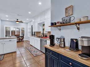 5005  River Ridge Road , Arlington Texas 76017