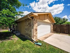 817  Oakland Street , Grand Prairie Texas 75052