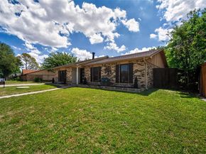 817  Oakland Street , Grand Prairie Texas 75052
