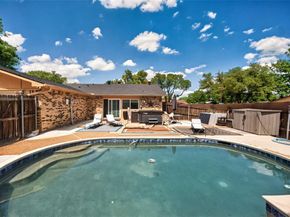 817  Oakland Street , Grand Prairie Texas 75052