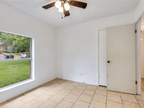 520  Lake Crest Parkway , Azle Texas 76020