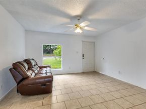 520  Lake Crest Parkway , Azle Texas 76020