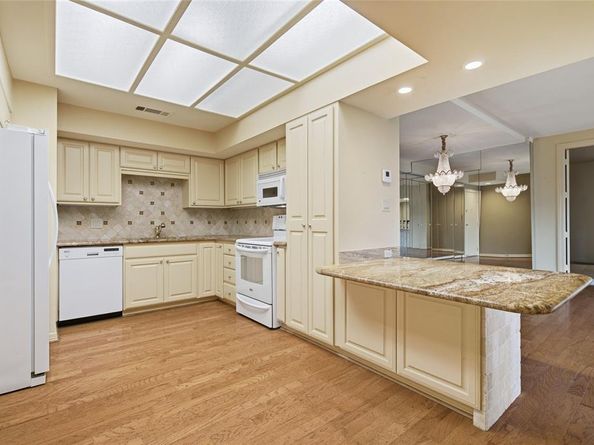 5200  Keller Springs Road  310, Dallas Texas 75248