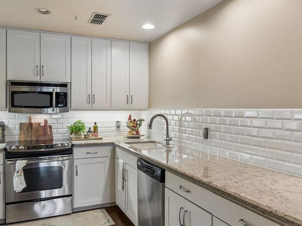 411 W 7th Street  405, Fort Worth Texas 76102