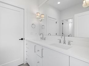 4525  Hopkins Avenue , Dallas Texas 75209