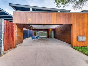 2714  Throckmorton Street  B, Dallas Texas 75219