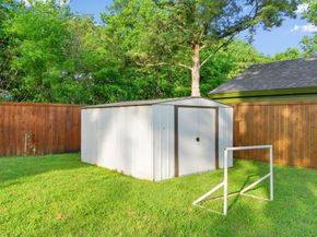 3068  Sunnyvale Street , Dallas Texas 75216
