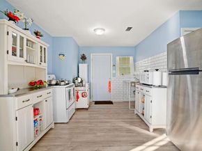 3068  Sunnyvale Street , Dallas Texas 75216
