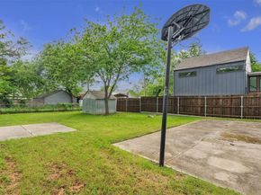 2720  College Avenue , Fort Worth Texas 76110
