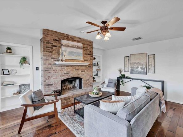 9433  Willard Street , Rowlett Texas 75088