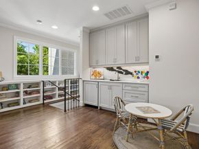 6717  Meadow Lake Avenue , Dallas Texas 75214