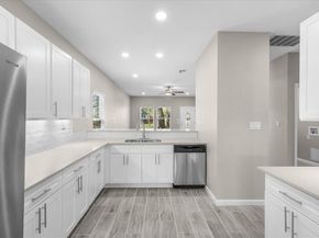 804 N Chandler Drive , Fort Worth Texas 76111