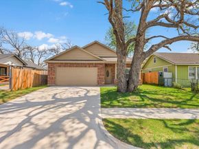 804 N Chandler Drive , Fort Worth Texas 76111