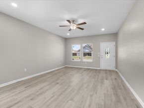 804 N Chandler Drive , Fort Worth Texas 76111