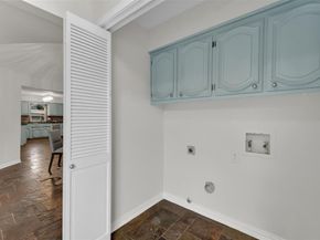 9511  Robin Meadow Drive , Dallas Texas 75243