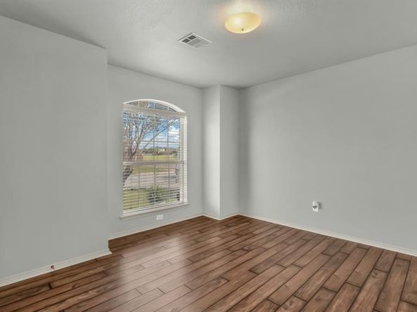 9609  Maryville Lane , Fort Worth Texas 76108