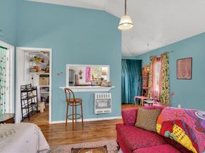 10203  Northlake Drive , Dallas Texas 75218