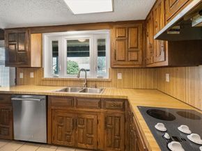 1521  Glouchester Drive , Garland Texas 75044