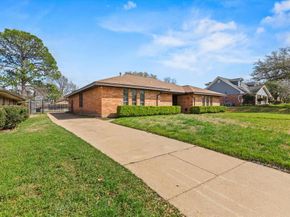 1905  Alamo Drive , Arlington Texas 76012