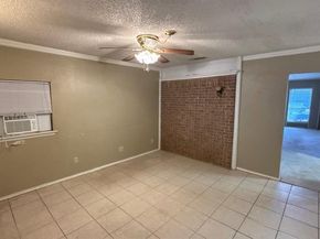 960  Meadowcove Circle , Garland Texas 75043