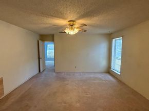 960  Meadowcove Circle , Garland Texas 75043