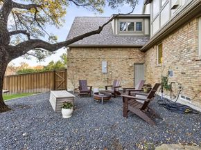 1  Roundrock Circle , Richardson Texas 75080