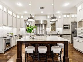 1  Roundrock Circle , Richardson Texas 75080