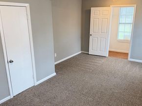 1119 E Cantey Street , Fort Worth Texas 76104