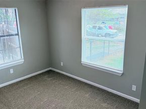 1119 E Cantey Street , Fort Worth Texas 76104