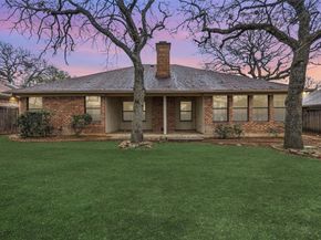 1916  Canterbury Circle , Fort Worth Texas 76112