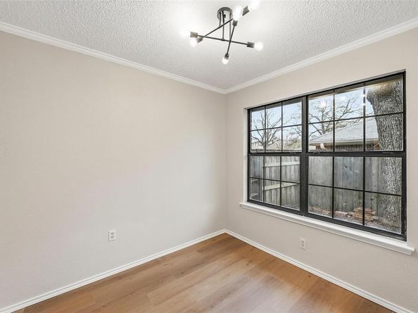 1916  Canterbury Circle , Fort Worth Texas 76112