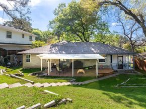 2422  Santa Cruz Drive , Dallas Texas 75227