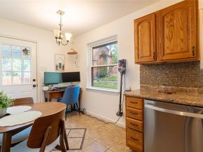 2422  Santa Cruz Drive , Dallas Texas 75227