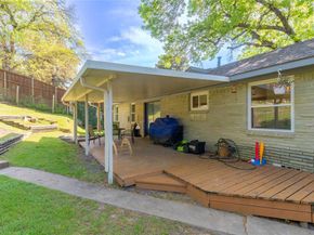2422  Santa Cruz Drive , Dallas Texas 75227