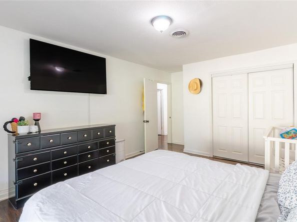 2422  Santa Cruz Drive , Dallas Texas 75227